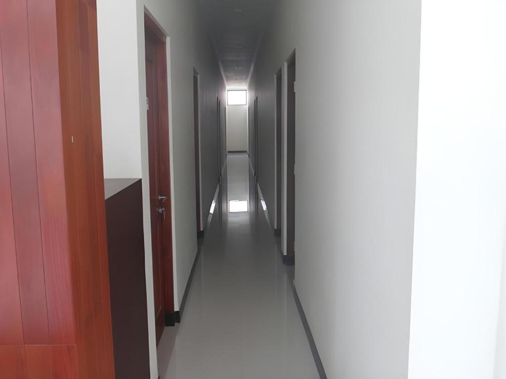 Malioboro Garden Hotel Jogjakarta Buitenkant foto