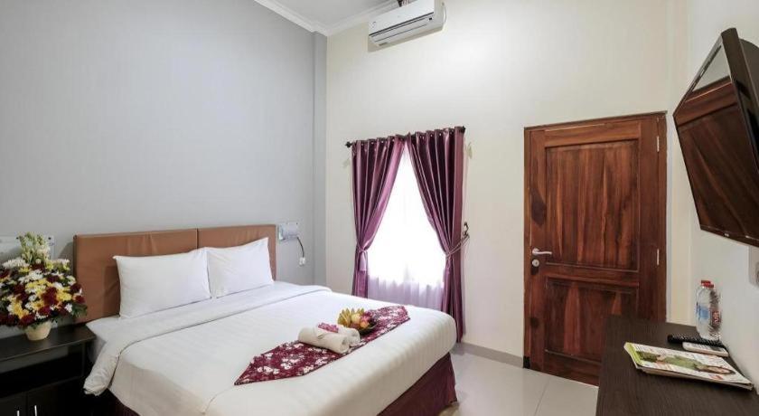 Malioboro Garden Hotel Jogjakarta Buitenkant foto