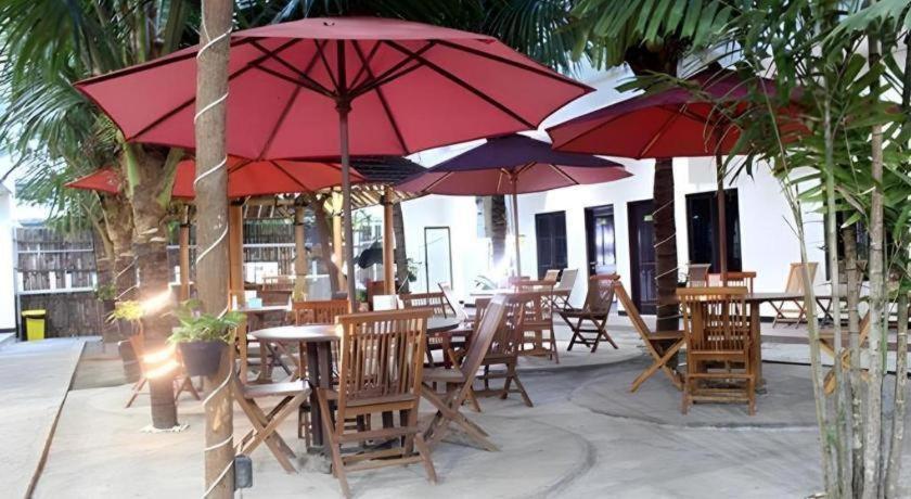 Malioboro Garden Hotel Jogjakarta Buitenkant foto