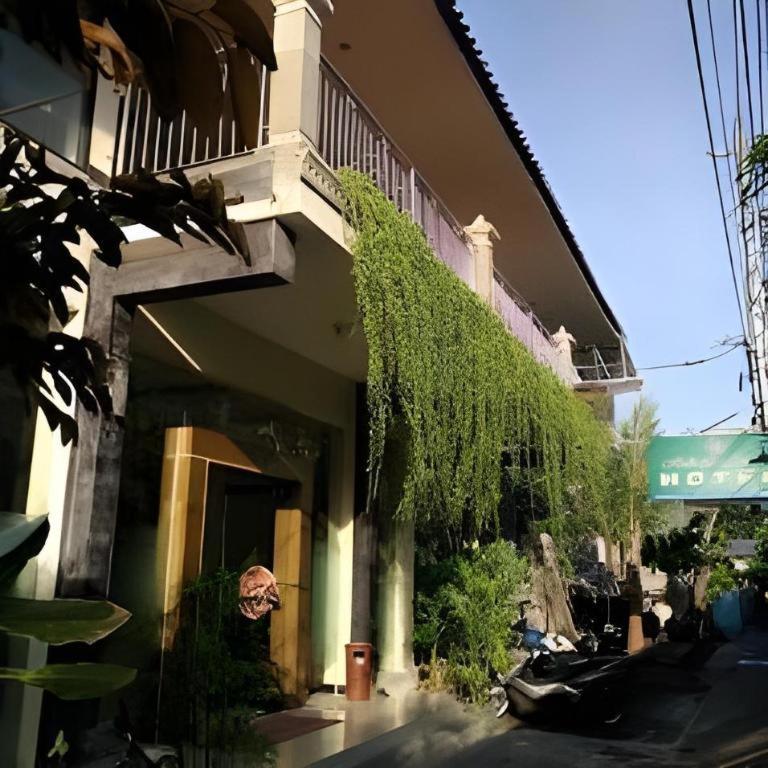 Malioboro Garden Hotel Jogjakarta Buitenkant foto